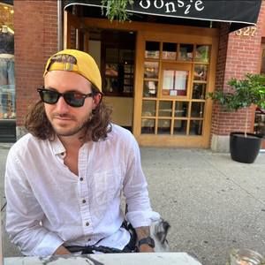 Meet your Posher, Nicholas